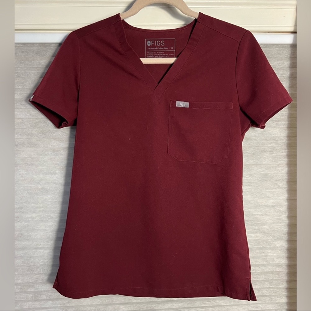 Figs Scrub Top
